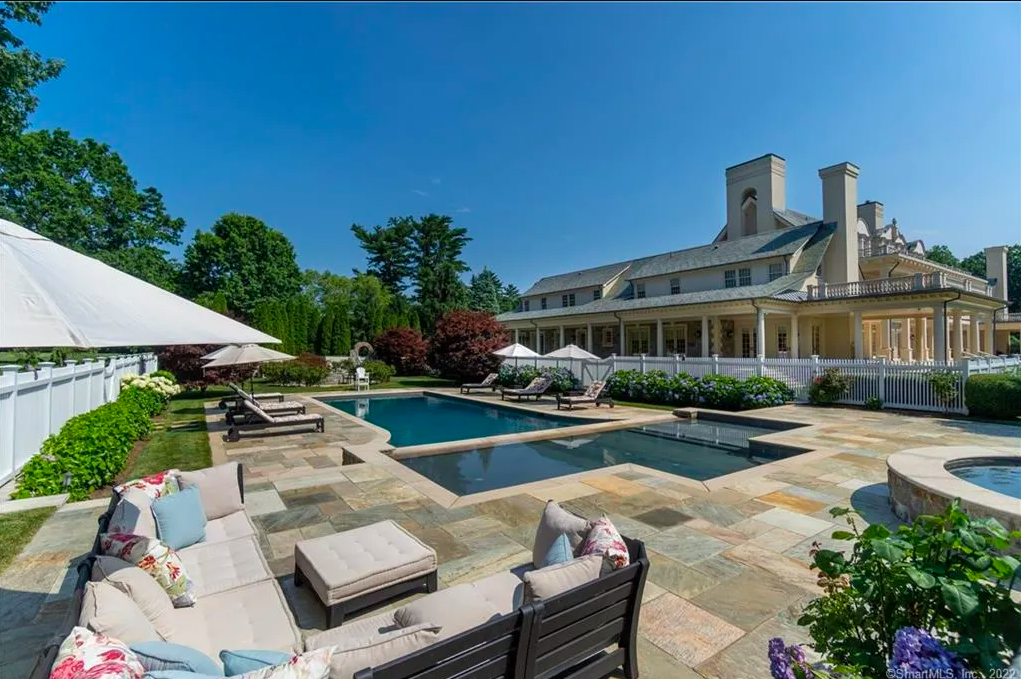 Custom-Built Connecticut Estate in the Heart of Mid-Country